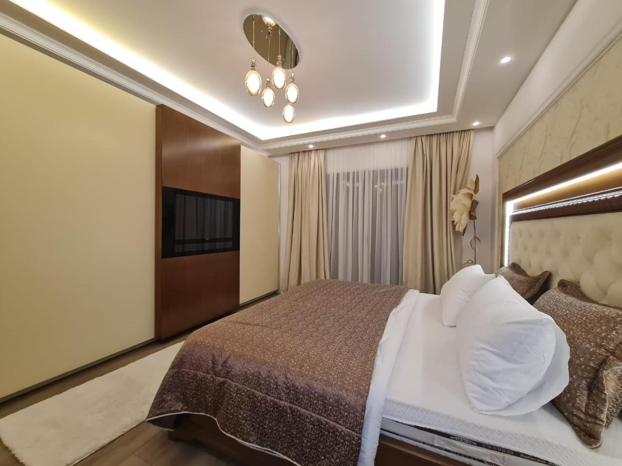 Luxery Apartment *