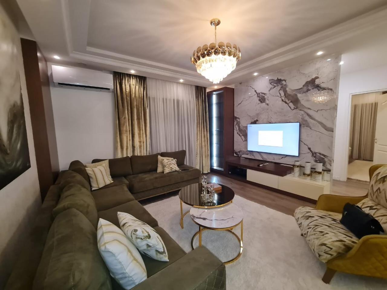 Apartment Luxery Tirana